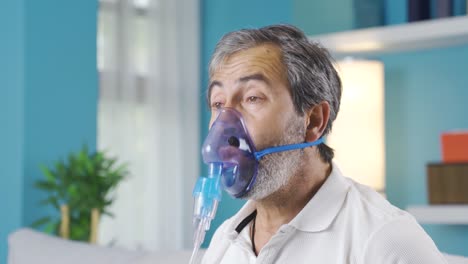 Asthma-patient-using-respirator.